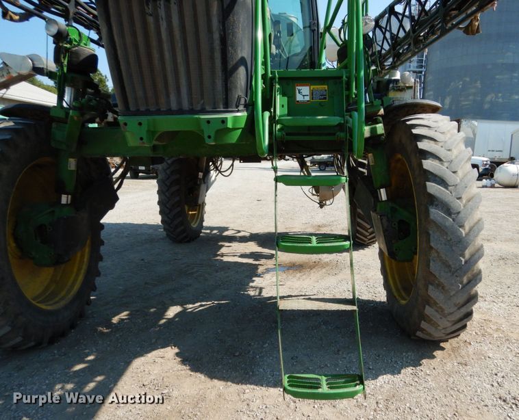 image for item DL1774 John Deere 4730  sprayer