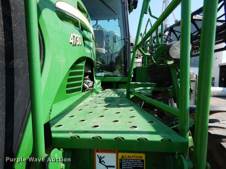image for item DL1774 John Deere 4730  sprayer