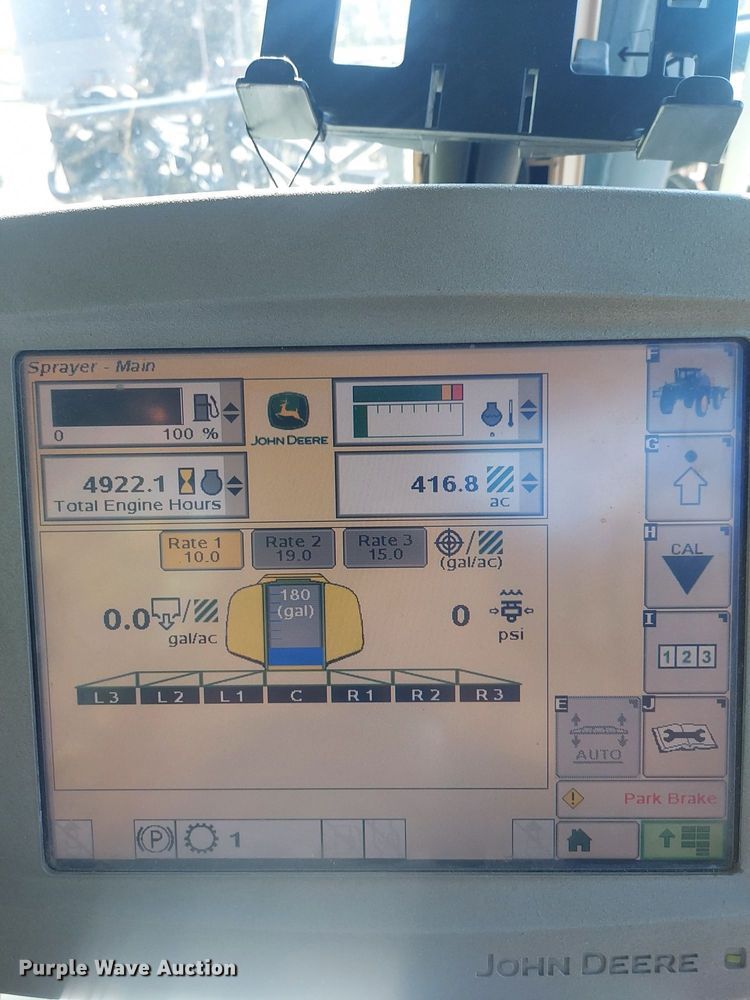 image for item DL1774 John Deere 4730  sprayer