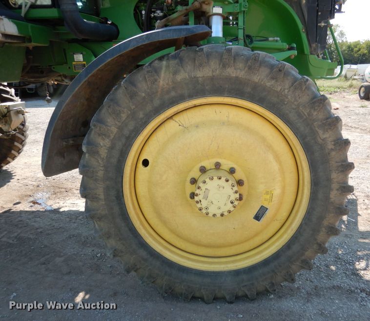 image for item DL1774 John Deere 4730  sprayer