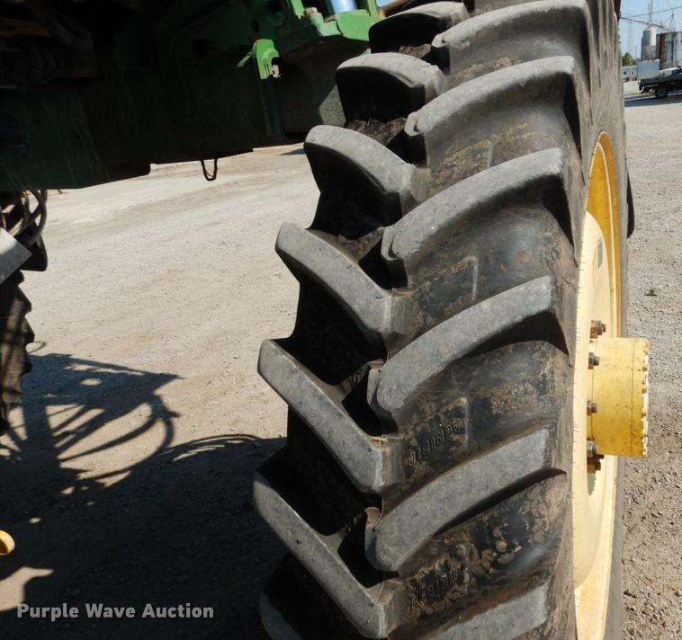 image for item DL1774 John Deere 4730  sprayer