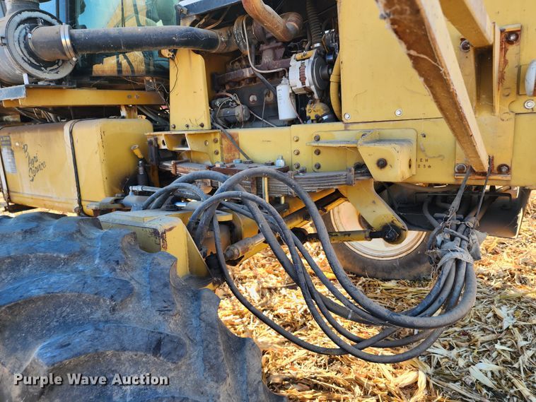 image for item DL6696 Ag-Chem RoGator 664  sprayer