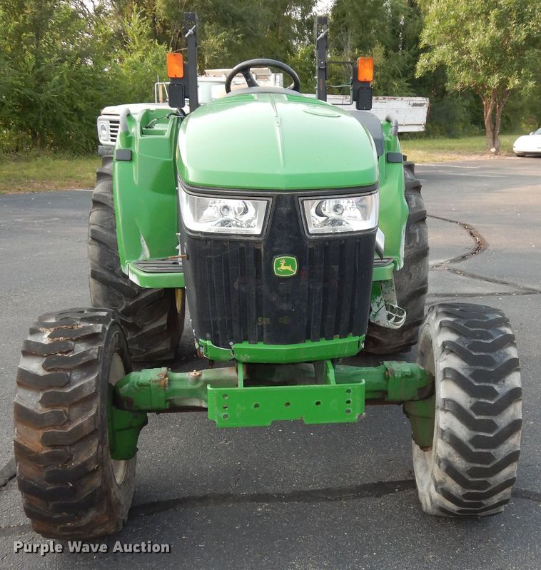 image for item DM3141 John Deere 4052M  MFWD tractor