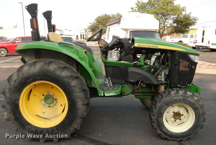 image for item DM3141 John Deere 4052M  MFWD tractor