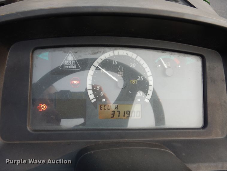 image for item DM3141 John Deere 4052M  MFWD tractor