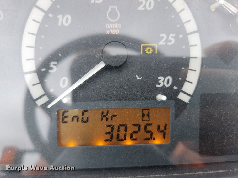 image for item DM3141 John Deere 4052M  MFWD tractor