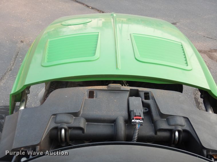 image for item DM3141 John Deere 4052M  MFWD tractor