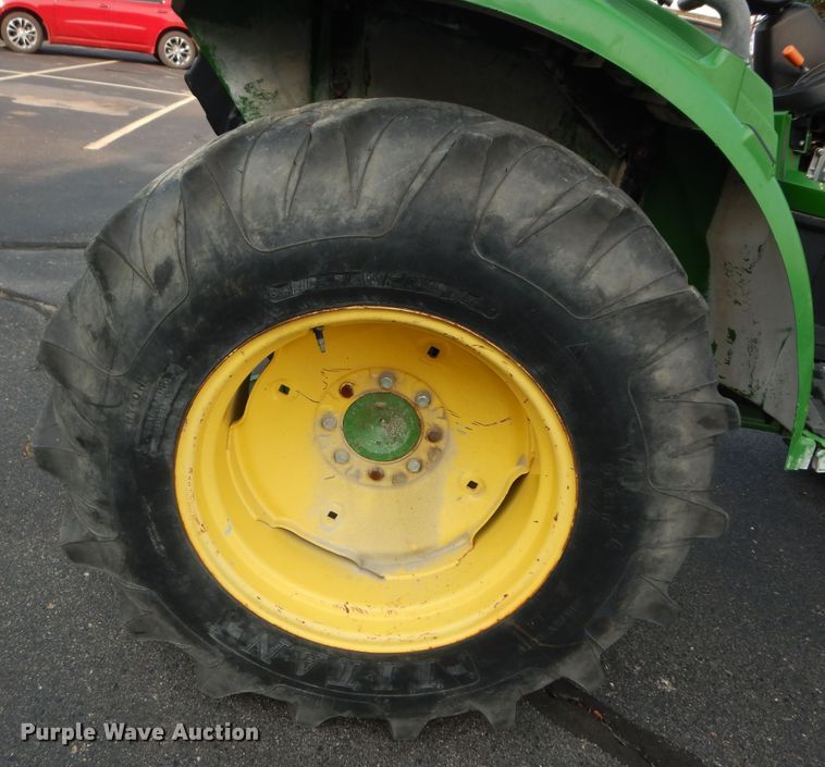 image for item DM3141 John Deere 4052M  MFWD tractor