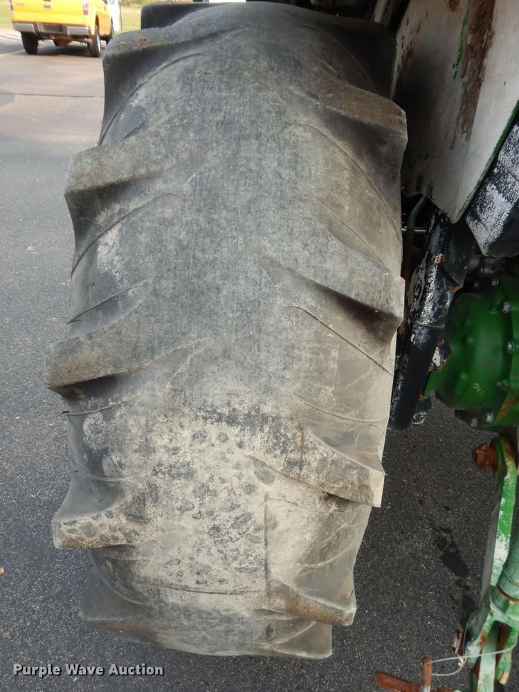 image for item DM3141 John Deere 4052M  MFWD tractor