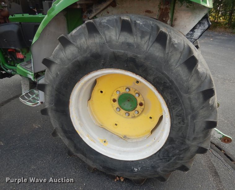 image for item DM3141 John Deere 4052M  MFWD tractor