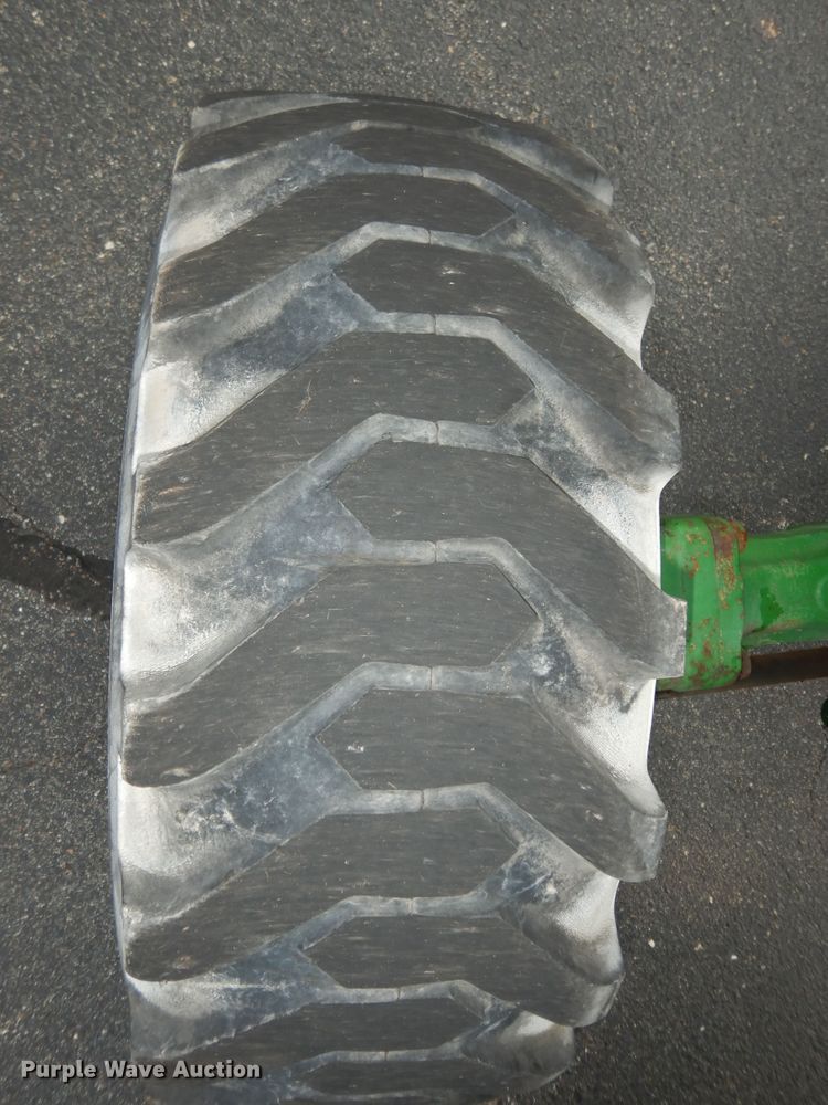 image for item DM3141 John Deere 4052M  MFWD tractor