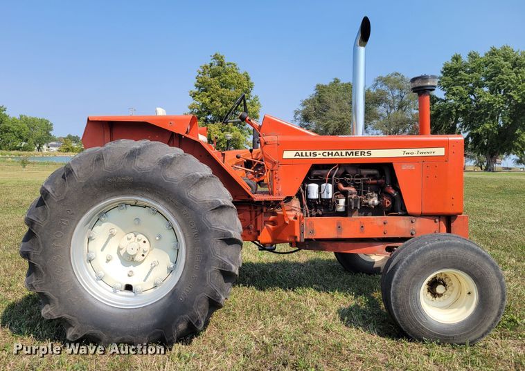 image for item DM8038 Allis Chalmers 220  tractor