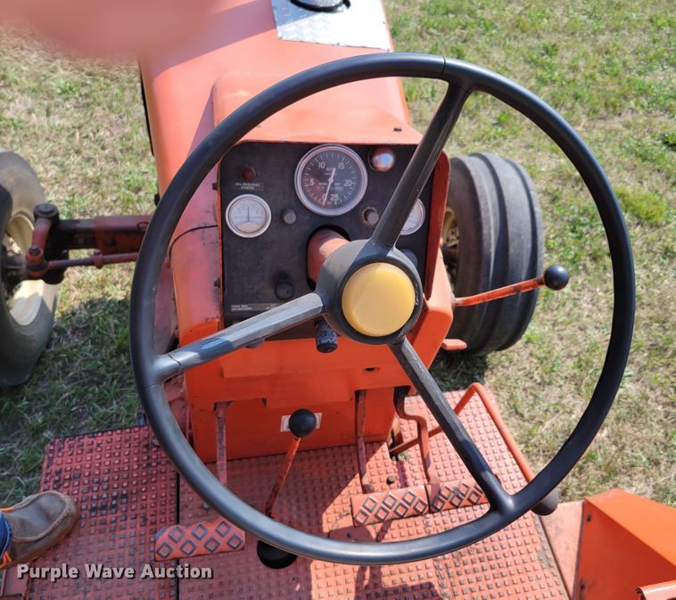 image for item DM8038 Allis Chalmers 220  tractor