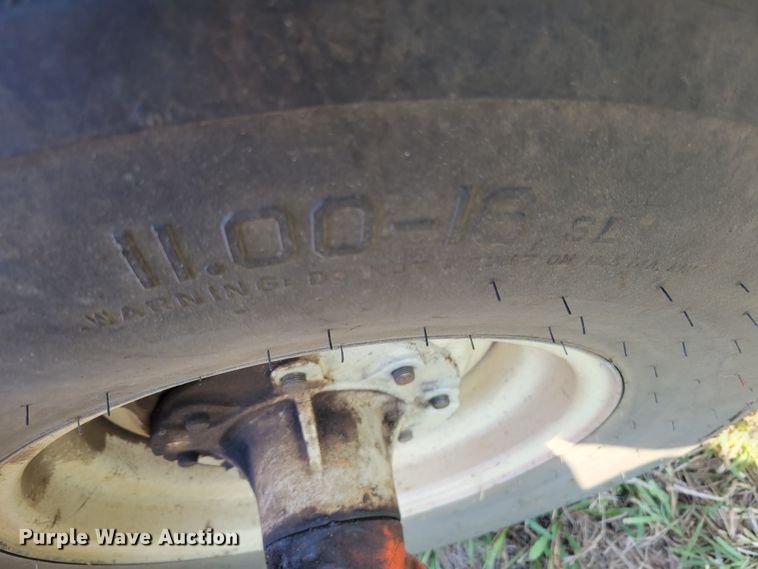 image for item DM8038 Allis Chalmers 220  tractor