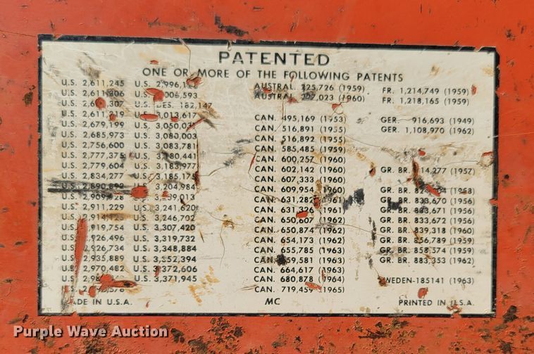 image for item DM8038 Allis Chalmers 220  tractor