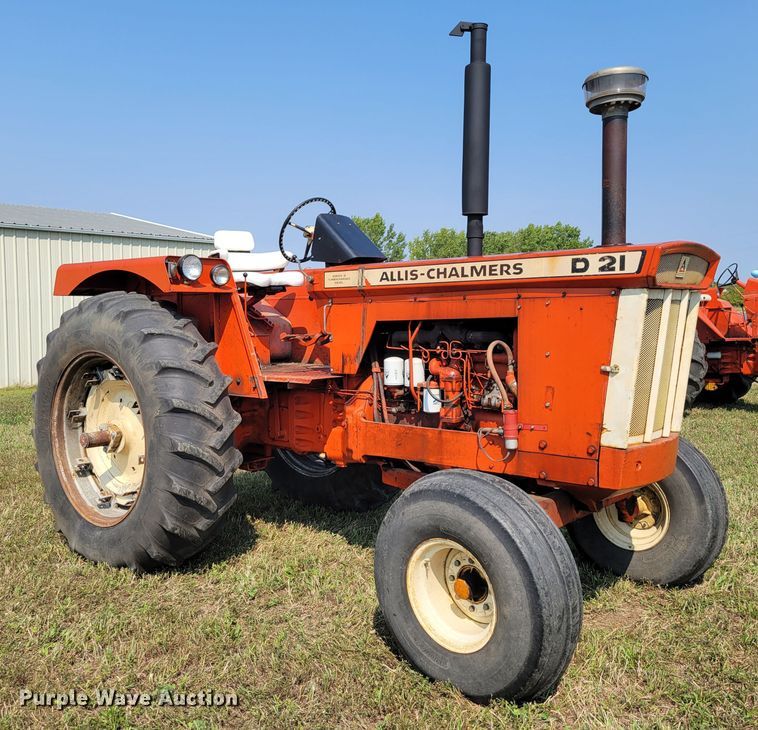 image for item DM8039 Allis Chalmers D21  tractor
