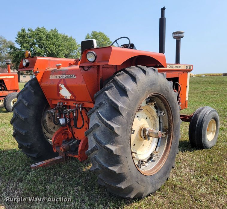 image for item DM8039 Allis Chalmers D21  tractor
