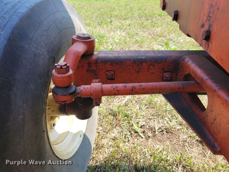 image for item DM8039 Allis Chalmers D21  tractor