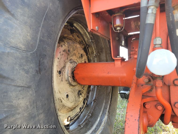 image for item DM8039 Allis Chalmers D21  tractor