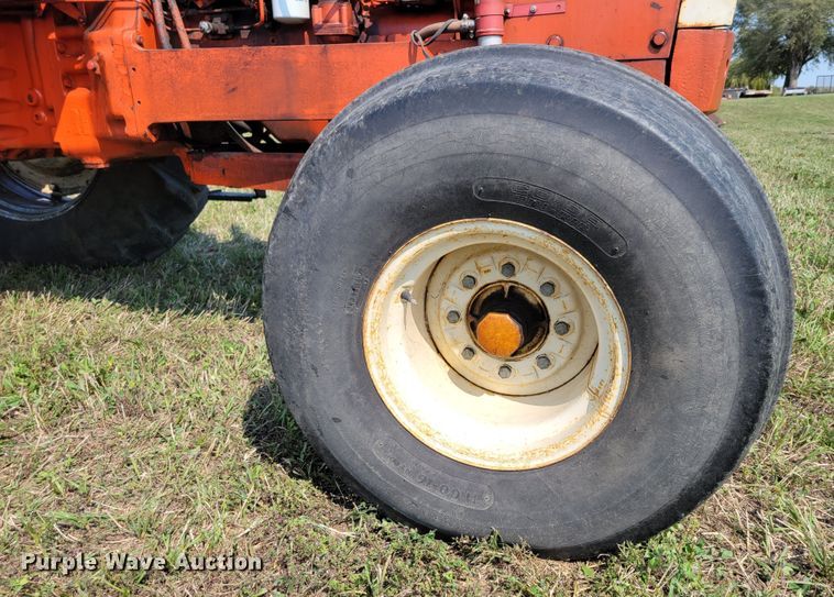 image for item DM8039 Allis Chalmers D21  tractor