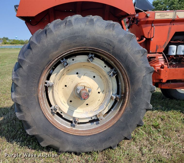 image for item DM8039 Allis Chalmers D21  tractor