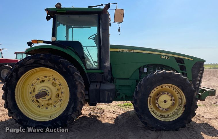 image for item DN5179 2009 John Deere 8430  MFWD tractor