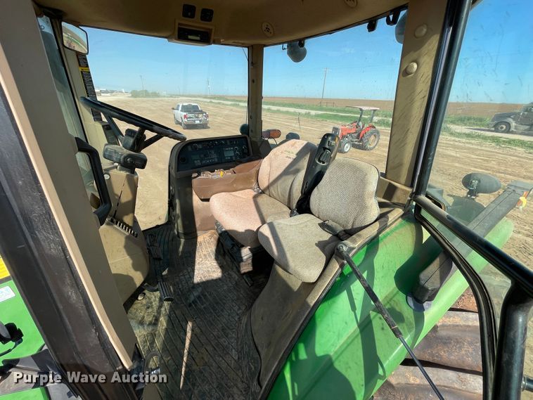 image for item DN5179 2009 John Deere 8430  MFWD tractor