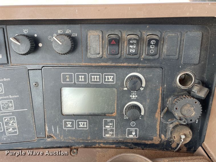 image for item DN5179 2009 John Deere 8430  MFWD tractor