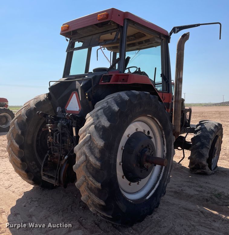 image for item DN5180 1997 Case IH Magnum 8940  MFWD tractor