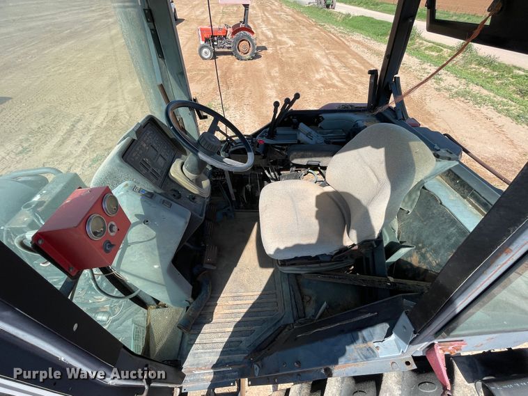 image for item DN5180 1997 Case IH Magnum 8940  MFWD tractor