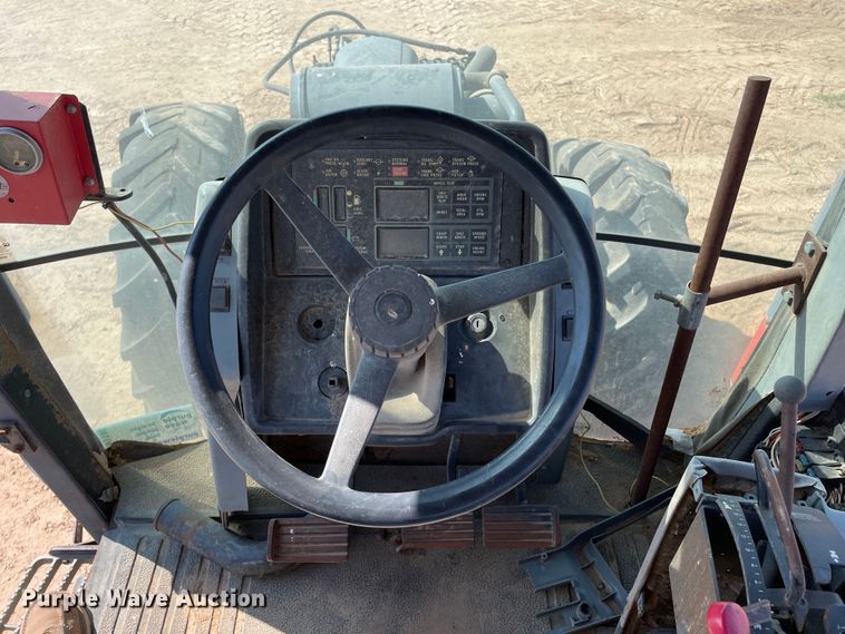 image for item DN5180 1997 Case IH Magnum 8940  MFWD tractor