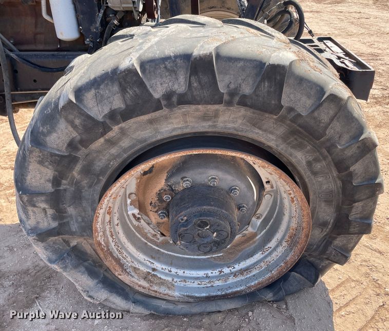 image for item DN5180 1997 Case IH Magnum 8940  MFWD tractor