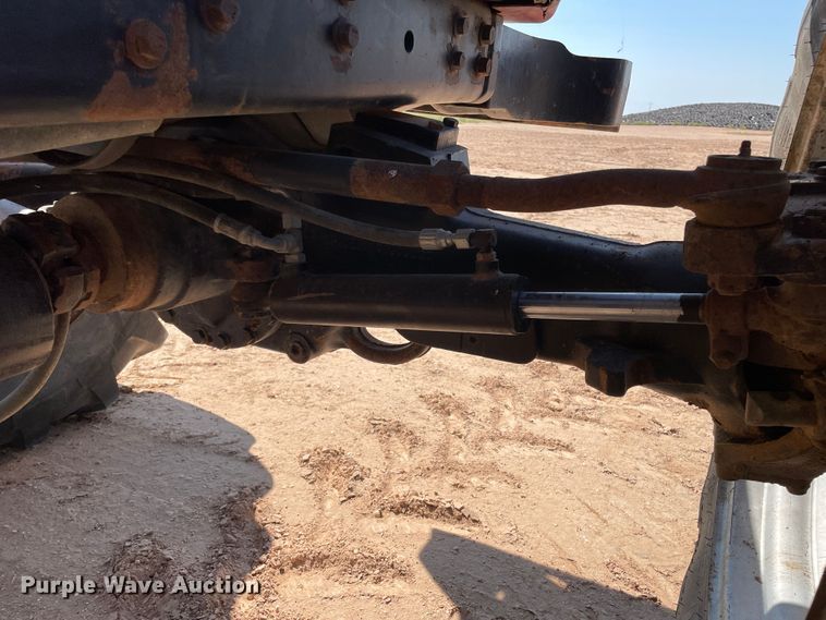 image for item DN5182 1997 Case IH 8930  MFWD tractor