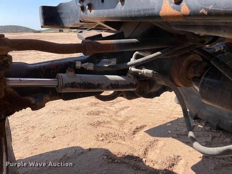 image for item DN5182 1997 Case IH 8930  MFWD tractor