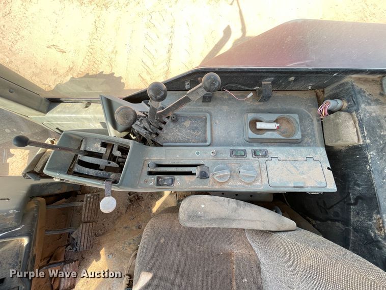 image for item DN5182 1997 Case IH 8930  MFWD tractor