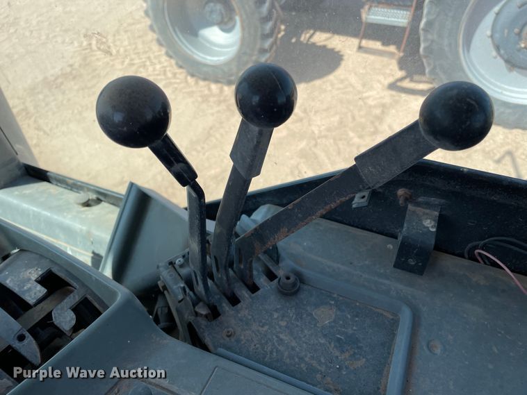 image for item DN5182 1997 Case IH 8930  MFWD tractor