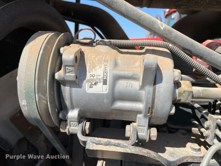 image for item DN5182 1997 Case IH 8930  MFWD tractor