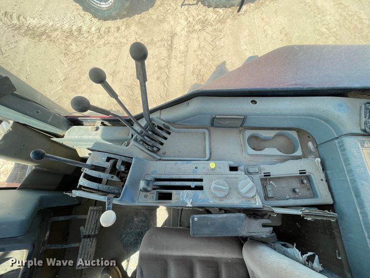 image for item DN5183 1997 Case IH 8920  MFWD tractor