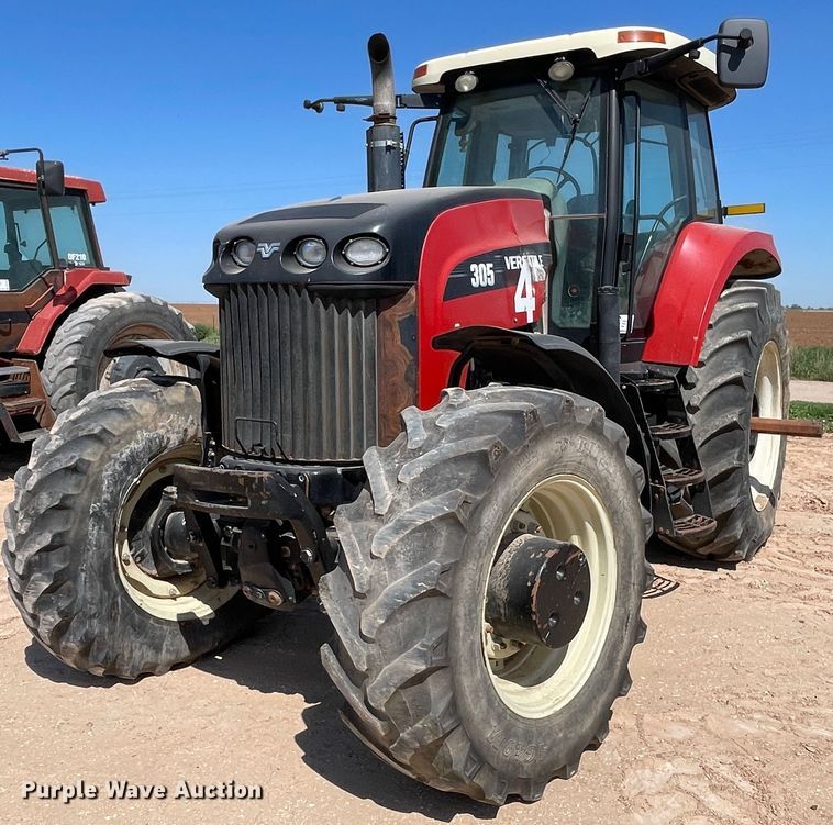 image for item DN5184 2011 Versatile 305  MFWD tractor