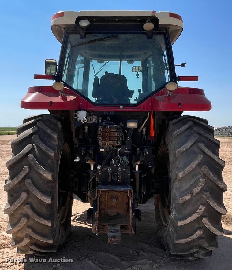 image for item DN5184 2011 Versatile 305  MFWD tractor