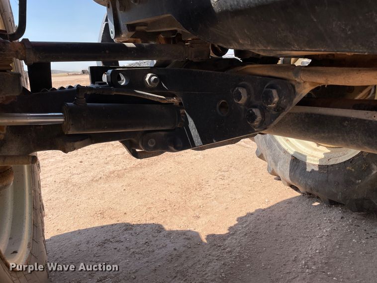 image for item DN5184 2011 Versatile 305  MFWD tractor