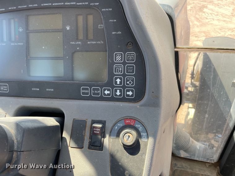 image for item DN5184 2011 Versatile 305  MFWD tractor