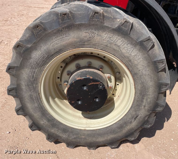 image for item DN5184 2011 Versatile 305  MFWD tractor