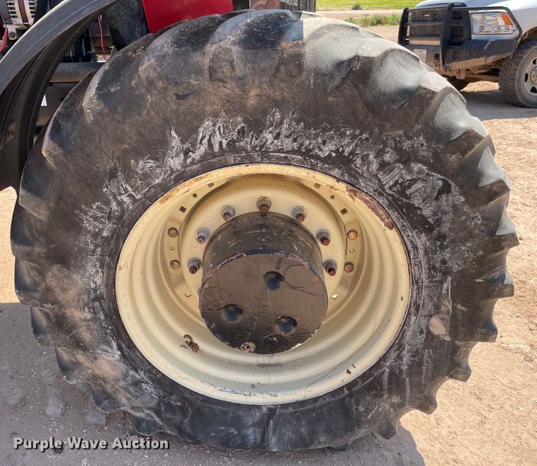 image for item DN5184 2011 Versatile 305  MFWD tractor