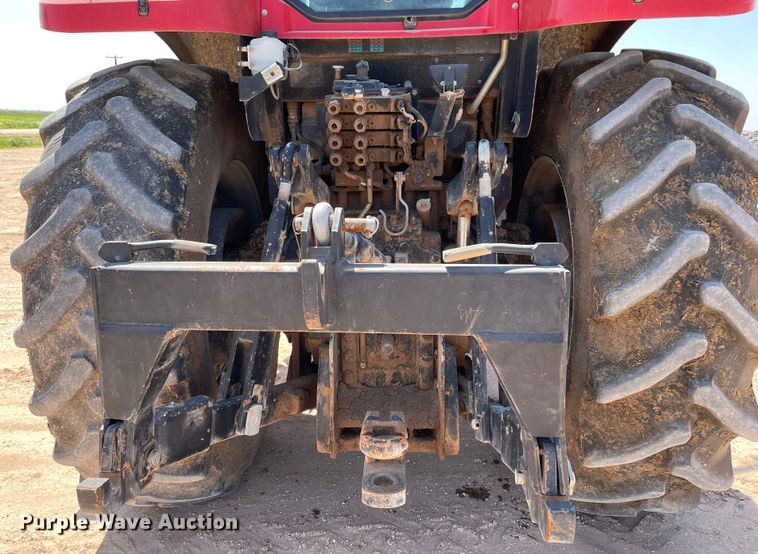 image for item DN5185 Versatile 305  MFWD tractor