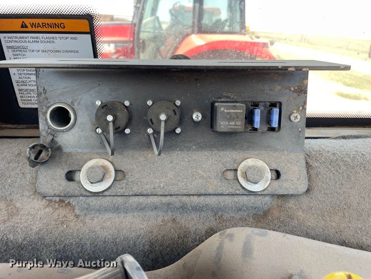 image for item DN5185 Versatile 305  MFWD tractor