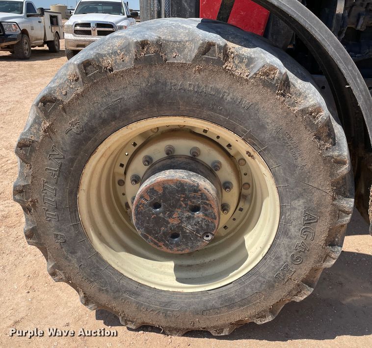 image for item DN5185 Versatile 305  MFWD tractor