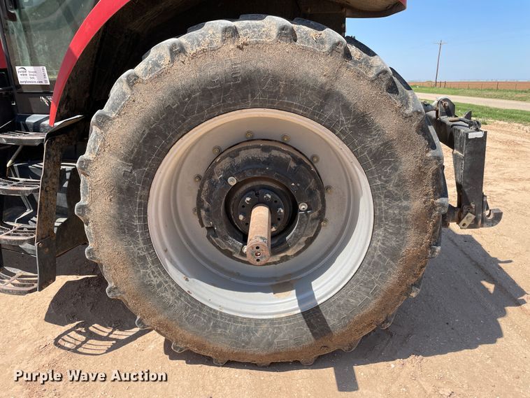 image for item DN5185 Versatile 305  MFWD tractor