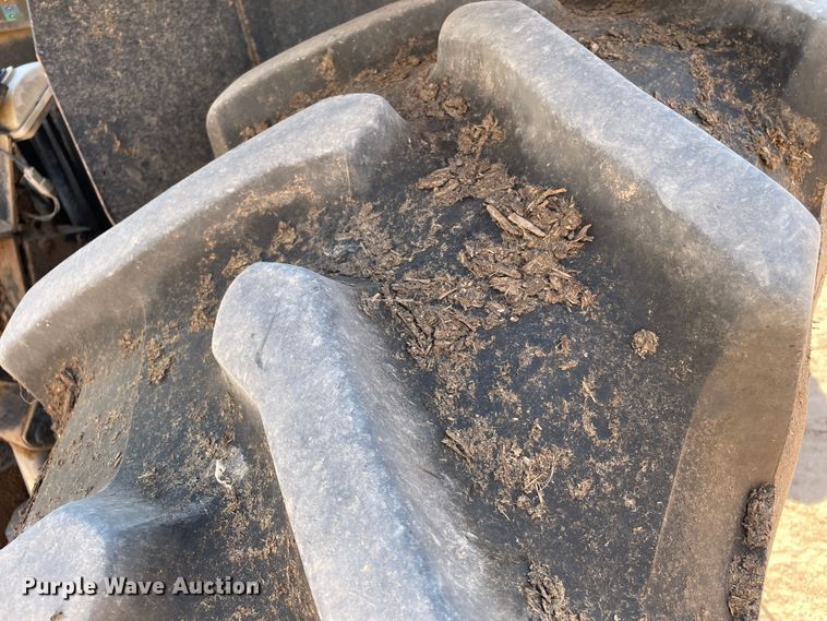 image for item DN5185 Versatile 305  MFWD tractor