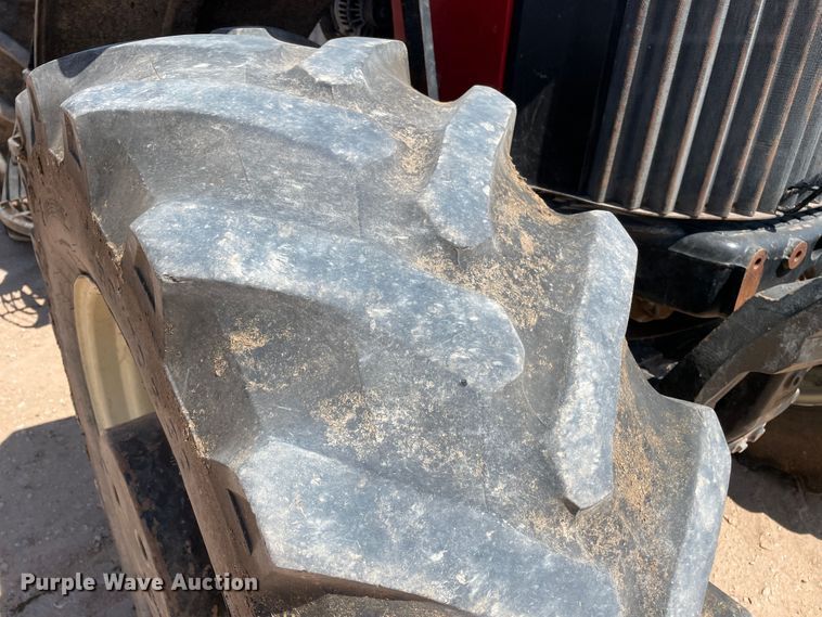 image for item DN5185 Versatile 305  MFWD tractor